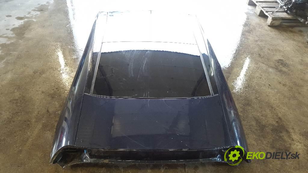 MERCEDES-BENZ R350 W251  LIFT 2010 195kW W251  LIFT 2987 strecha