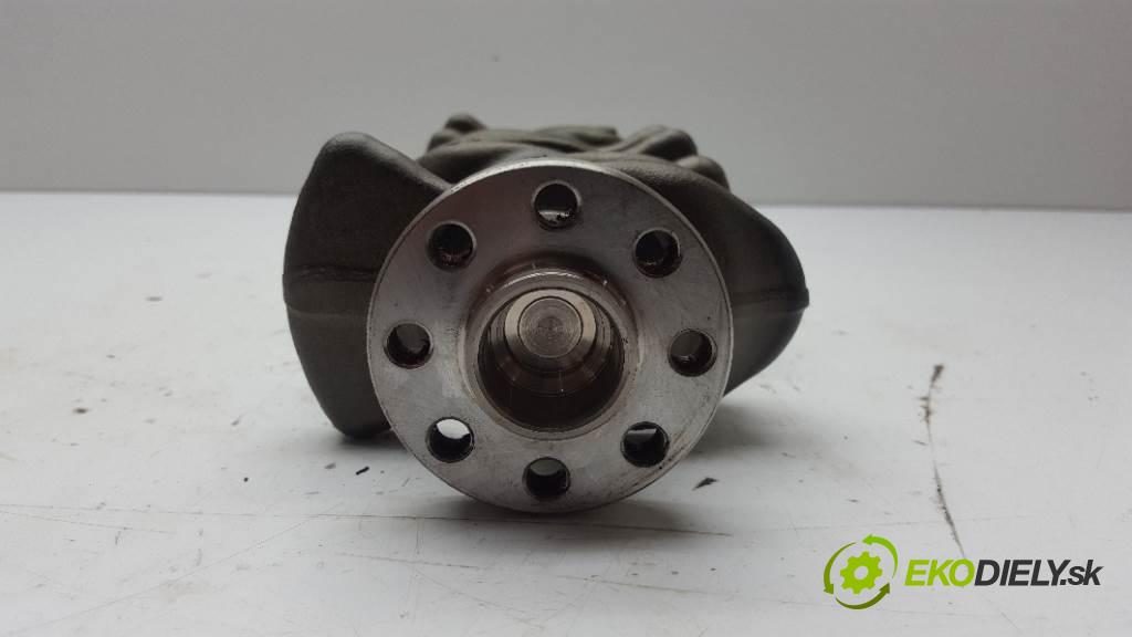 LEXUS CT 200H   2014 73kW   1798 Kardaň, hriadeľ KLIKA:  (Ostatné)