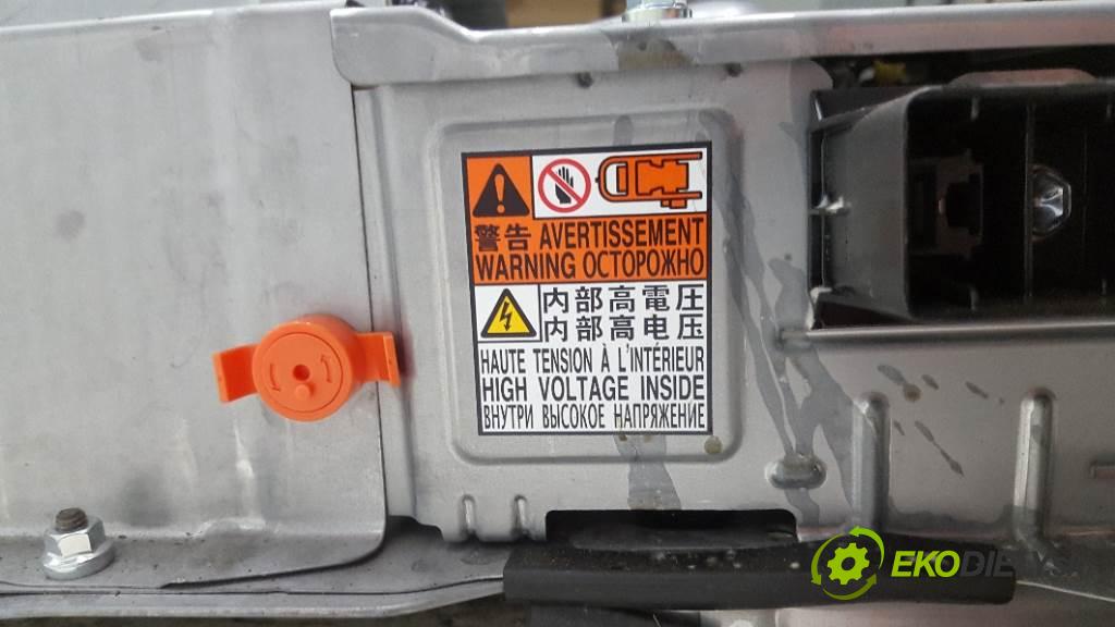 LEXUS CT 200H   2014 73kW          1798 Modul 1 BATERIA