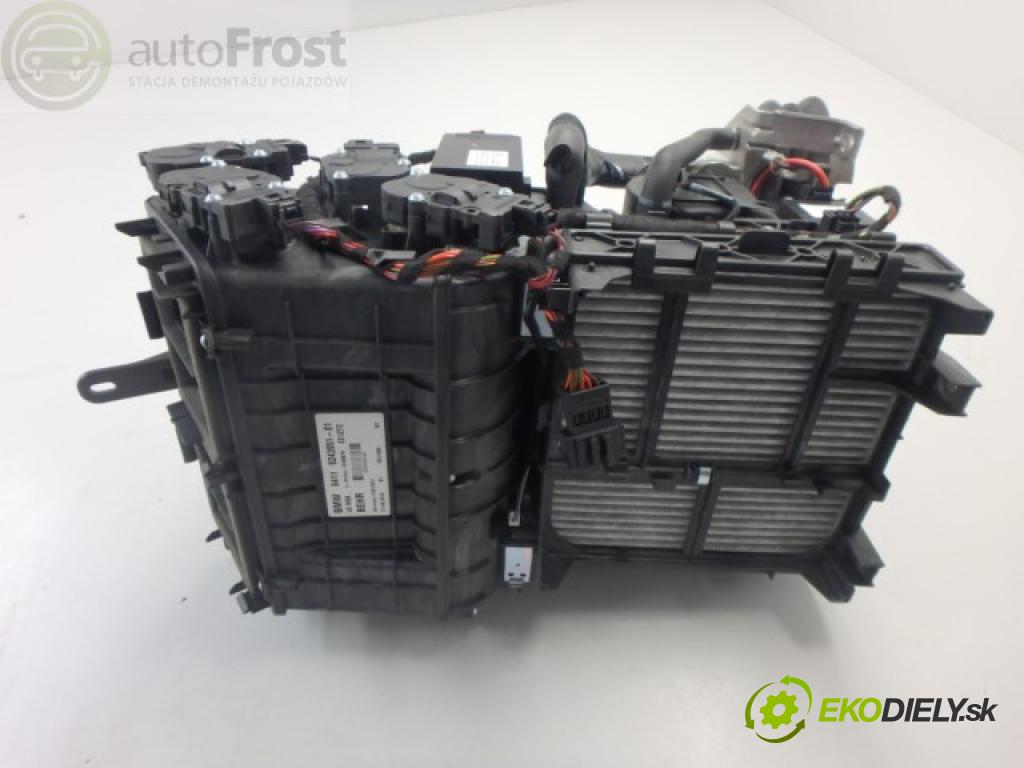 BMW SERIA 7    BRAK  ventilátor kúrenia Európa BMW F01 F02 9243951 