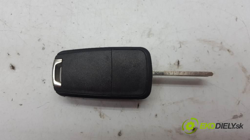 OPEL INSIGNIA A 2010 118kW A 1956 spinačka 20939745 (Spínacie skrinky a kľúče)