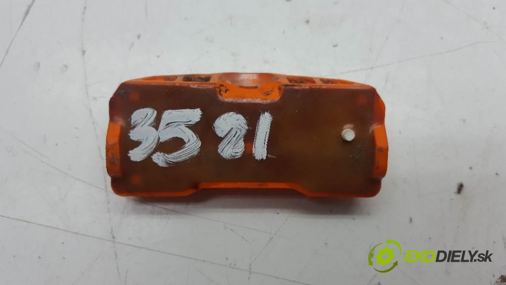 VOLKSWAGEN TOUAREG  2003 162kW   3189 snímač tlaku 7L0 907 275B (Snímače tlaku)