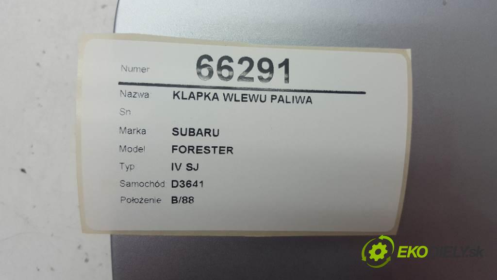 SUBARU FORESTER IV SJ 2013 108kW IV SJ 1998 Dvierka nádrže paliva  (Ostatné)