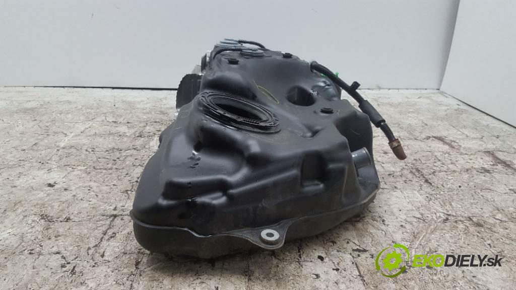 LEXUS GS 450H IV 2012 215kW IV 3456 Nádržka paliva  (Nádrže)