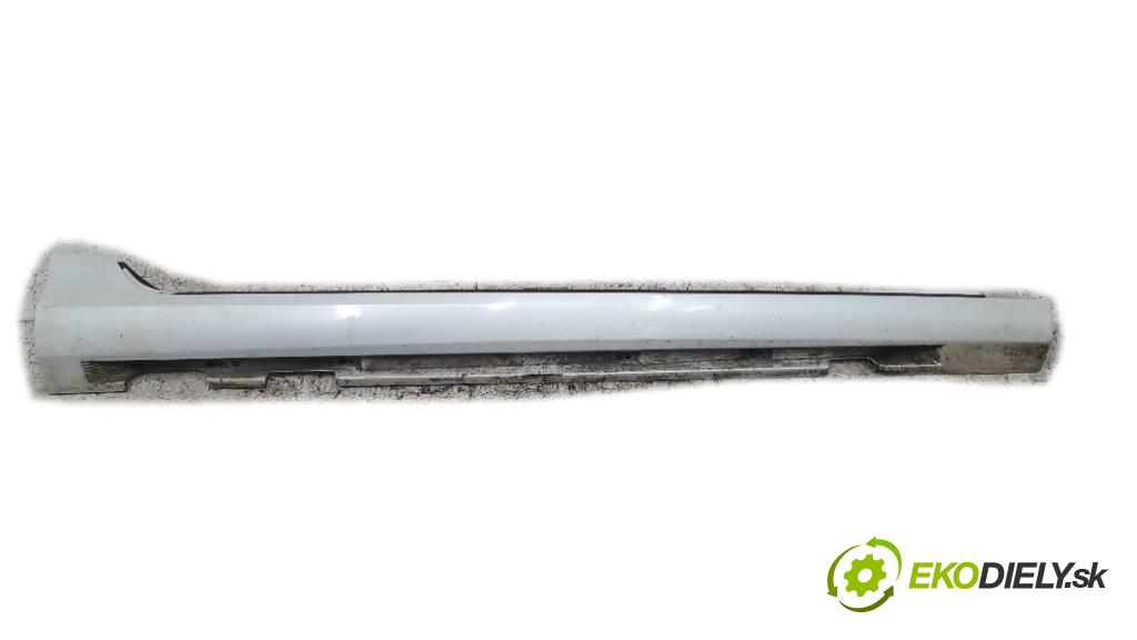 VOLVO V 60 LIFT 2015 223KW LIFT 2953 práh pravý  (Ostatní)