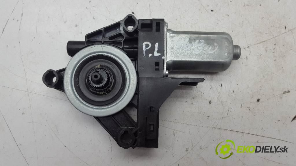 VOLVO V 60 LIFT 2015 223KW LIFT 2953 Motorček okna predný ľavy 6PIN