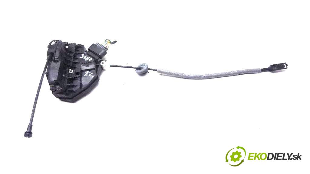 VOLVO V 60 LIFT 2015 223KW LIFT 2953 zámok zadní část levý 7PIN