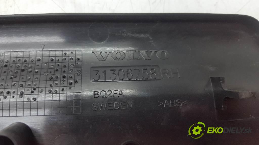 VOLVO V 60 LIFT 2015 223KW LIFT 2953 Clona prahu predný pravá 31306758