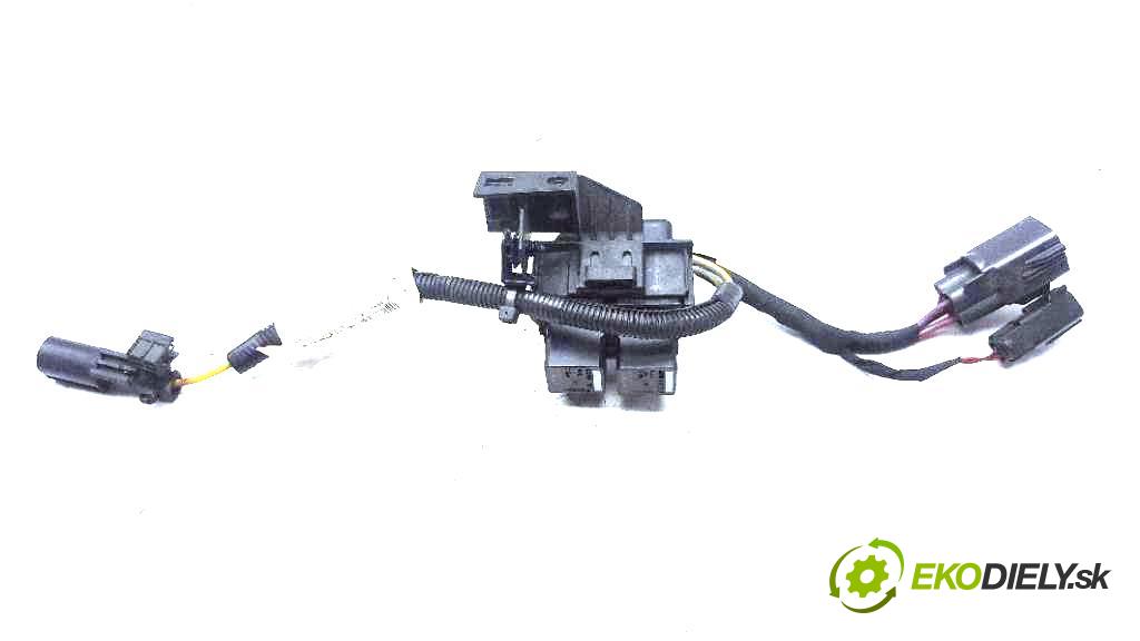 VOLVO V 60 LIFT 2015 223KW LIFT 2953 relé 6G9T-14B192-CA (Relé)