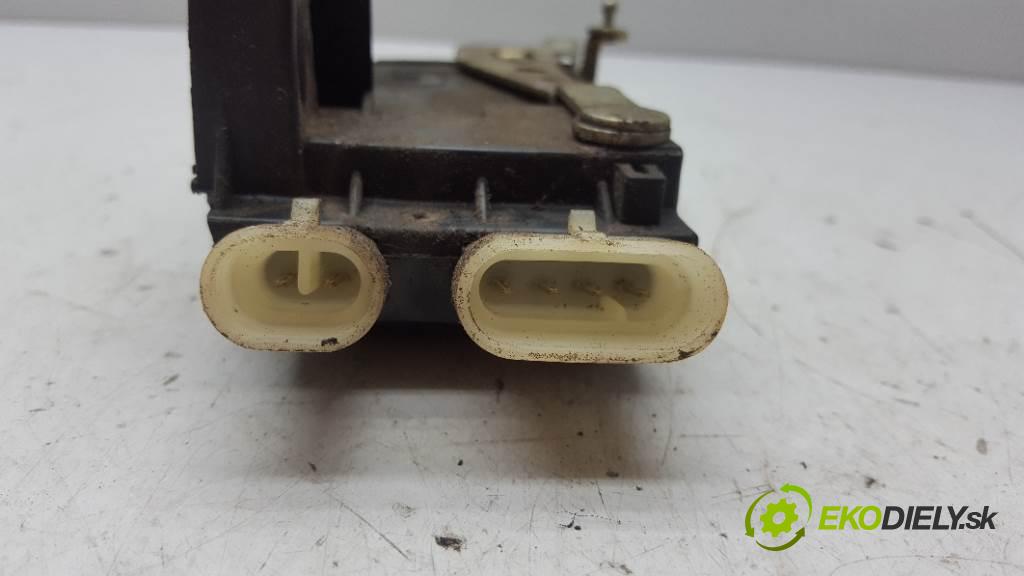 LANCIA DELTA    II  zámok přední část levý 6PIN