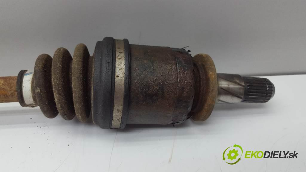 SUBARU IMPREZA GH 2009 110kW GH 1998 Poloos pravá zadná  (Ostatné)