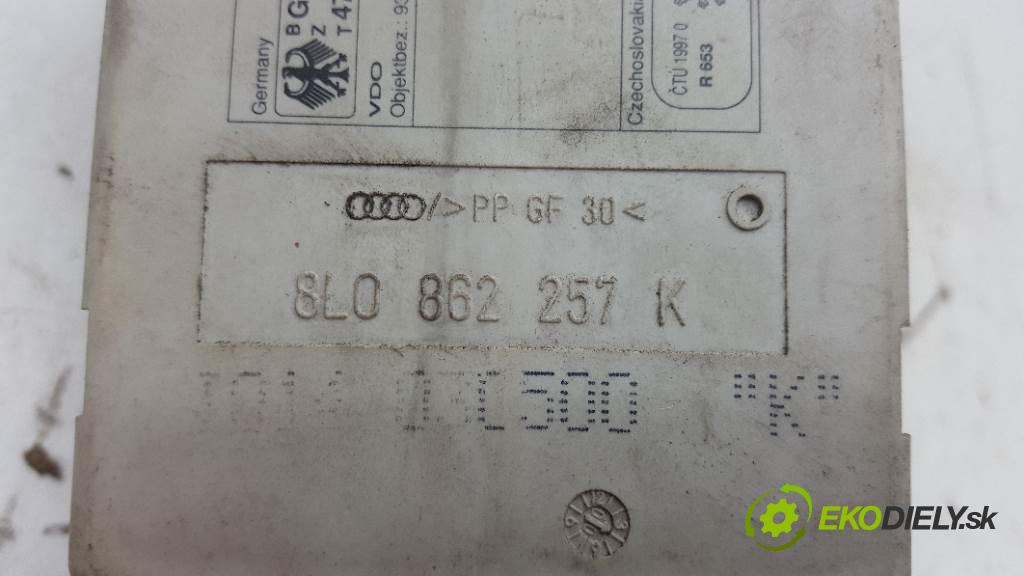 AUDI A3  2000 81kW 8L 1896 pumpa centrálneho zámku 8L0862257K (Riadiace jednotky centrálneho zámku)