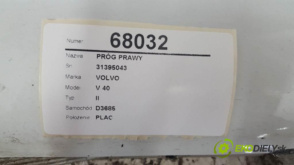 VOLVO V 40 II 2014 140kW II 1969 práh pravý 31395043 (Ostatní)
