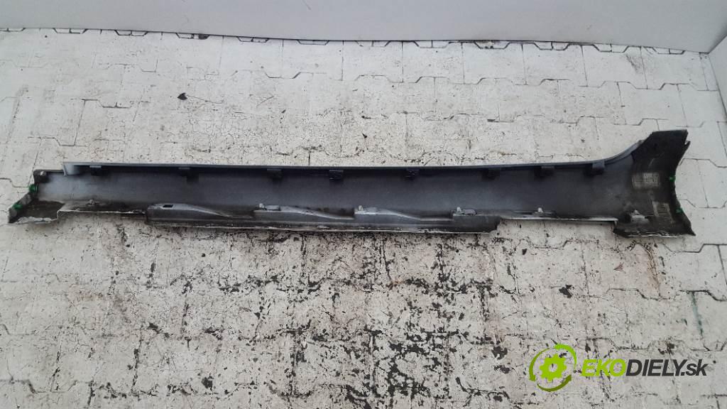 VOLVO V 40 II 2014 140kW II 1969 práh pravý 31395043 (Ostatní)