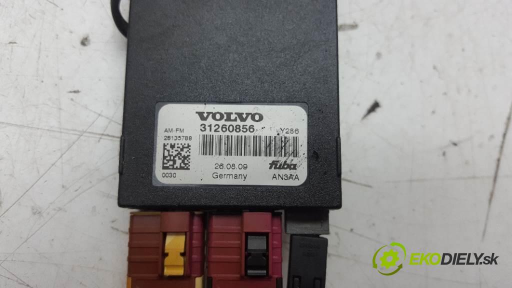 VOLVO S80 II 2009 151 KW II 2400 Zosilňovač Antenní: 31260856 (Zosilňovače)
