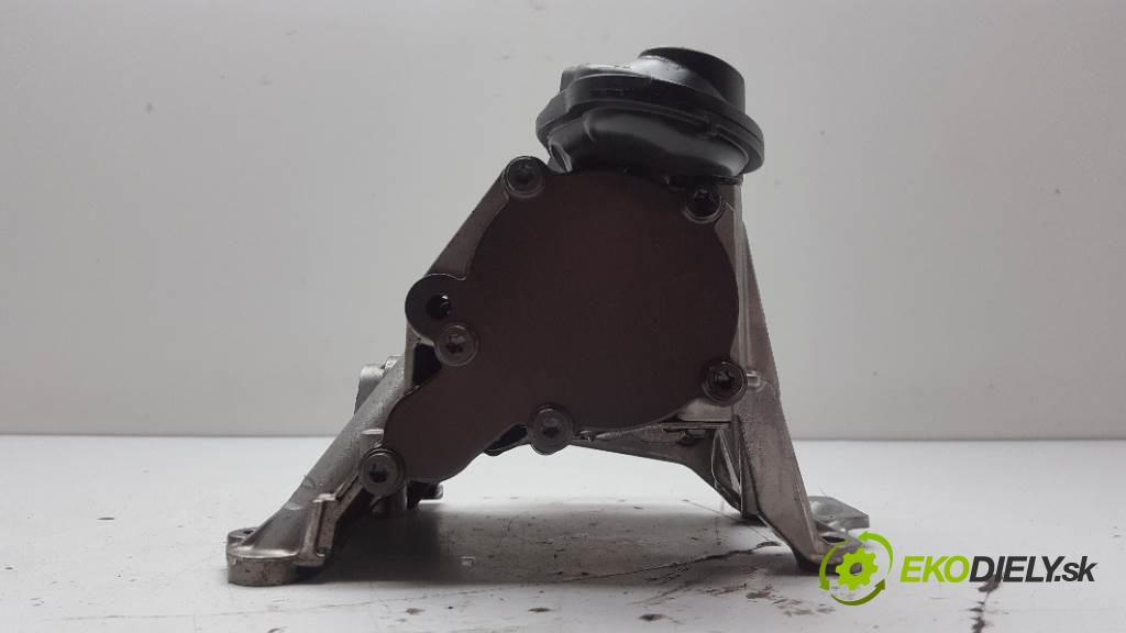 BMW 420D F36 2017 140kW F36 1995 pumpa oleje 851375608 (Olejové pumpy)