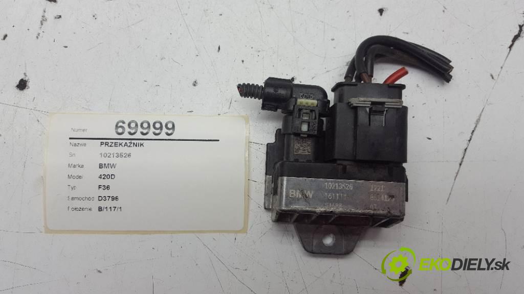BMW 420D F36 2017 140kW F36 1995 relé 10213526 (Relé)