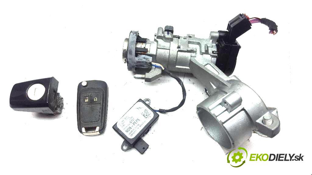 OPEL ASTRA  2012 85kW    1598 spinačka 22835091 (Spínacie skrinky a kľúče)
