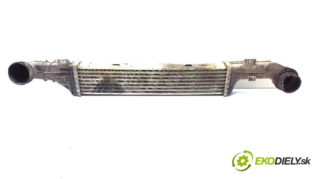 MERCEDES-BENZ E200  2000 120kW    1998 intercooler  (Chladiče nasávaného vzduchu (intercoolery))