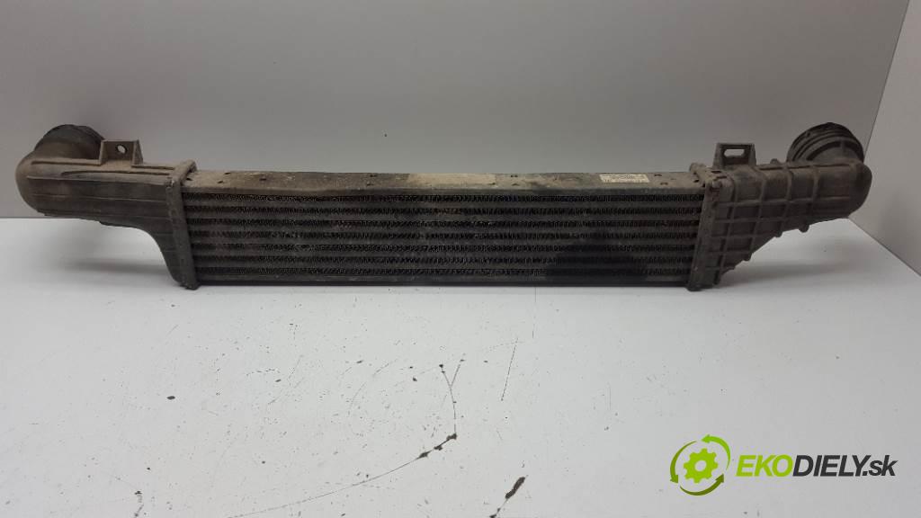 MERCEDES-BENZ E200  2000 120kW    1998 intercooler  (Chladiče nasávaného vzduchu (intercoolery))
