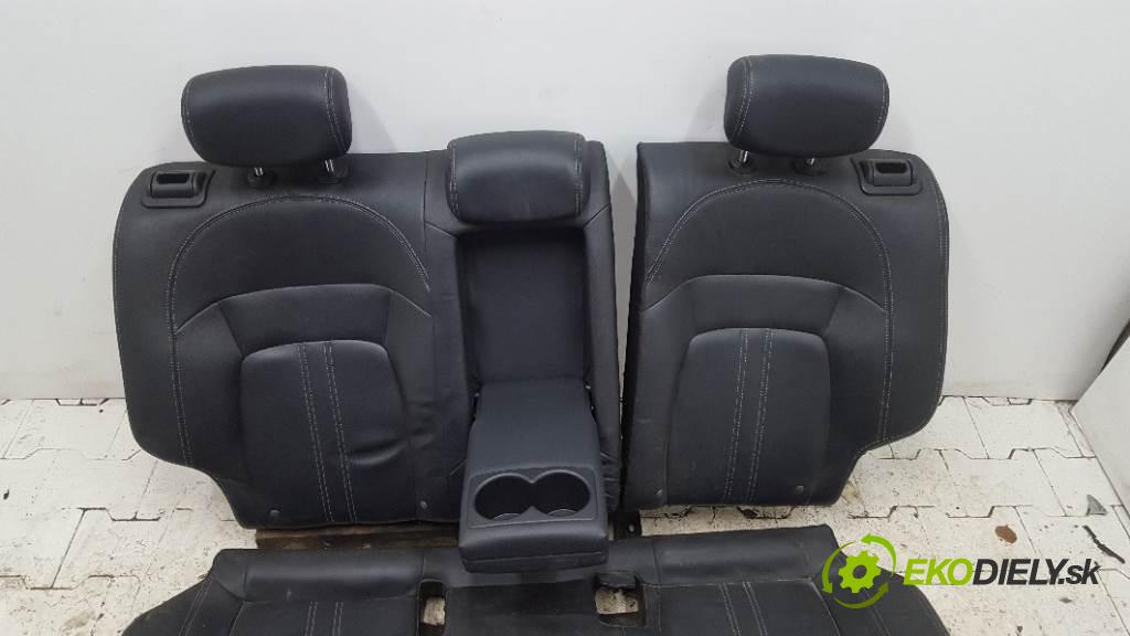 KIA SPORTAGE  2012 135kW    1995 Sedadlo zad  (Sedačky, sedadlá)