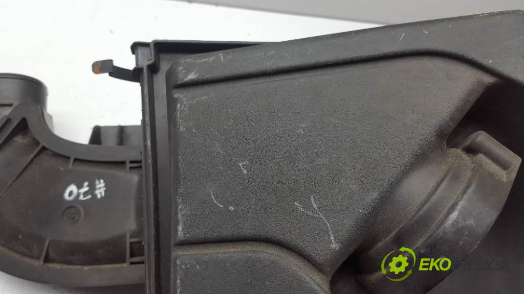 RENAULT LAGUNA  2010 81 kW    1461 obal filtra vzduchu 8200787623D (Kryty filtrů)