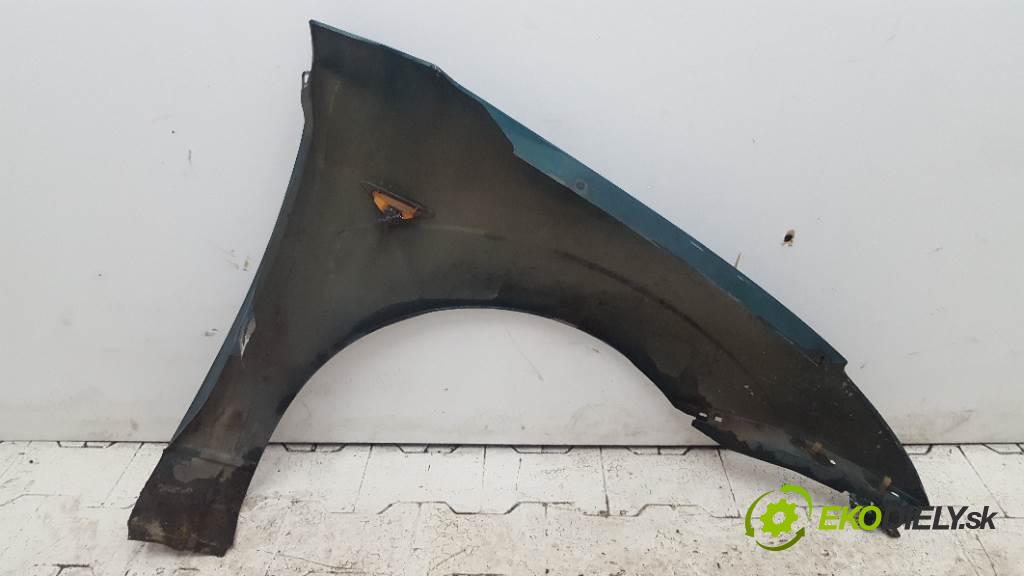 FORD FOCUS MK1 2002 66kW MK1 1753 blatník přední část levý