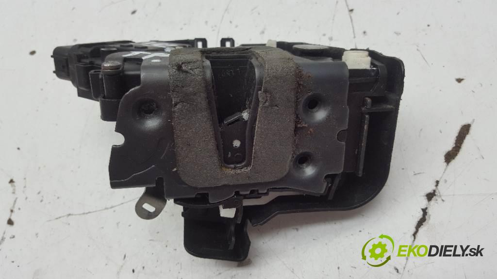 FORD MONDEO MK4 2007 103kW MK4 1997 zámok zad pravy 6M2A-R26412-BC 6PIN