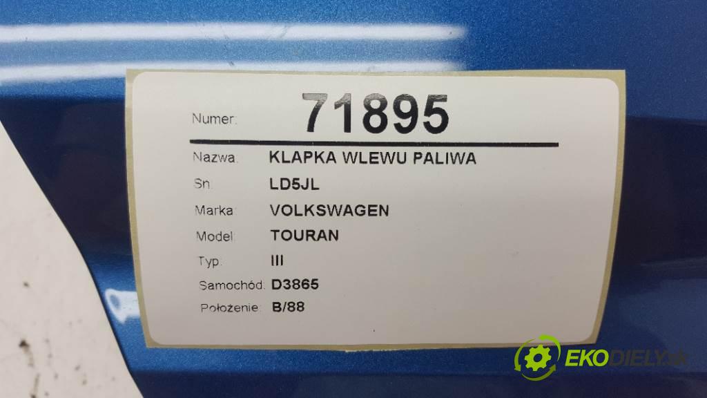 VOLKSWAGEN TOURAN III 2017 132 kW III 1798 dvířka nádrže paliva LD5JL