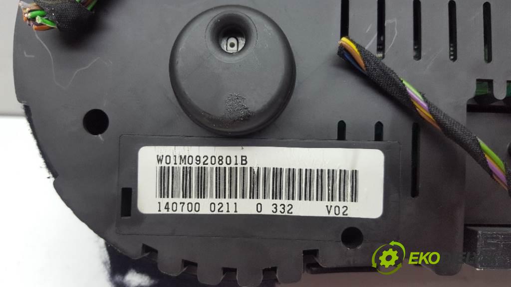 SEAT LEON  2000 81kW    1896 Prístrojovka W01M0920801B (Prístrojové dosky, displeje)