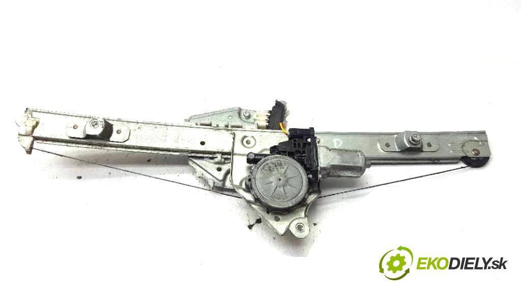 SUZUKI GRAND VITARA  2007 95kW    1870 mechanismus okna přední část levý 83460-65J00