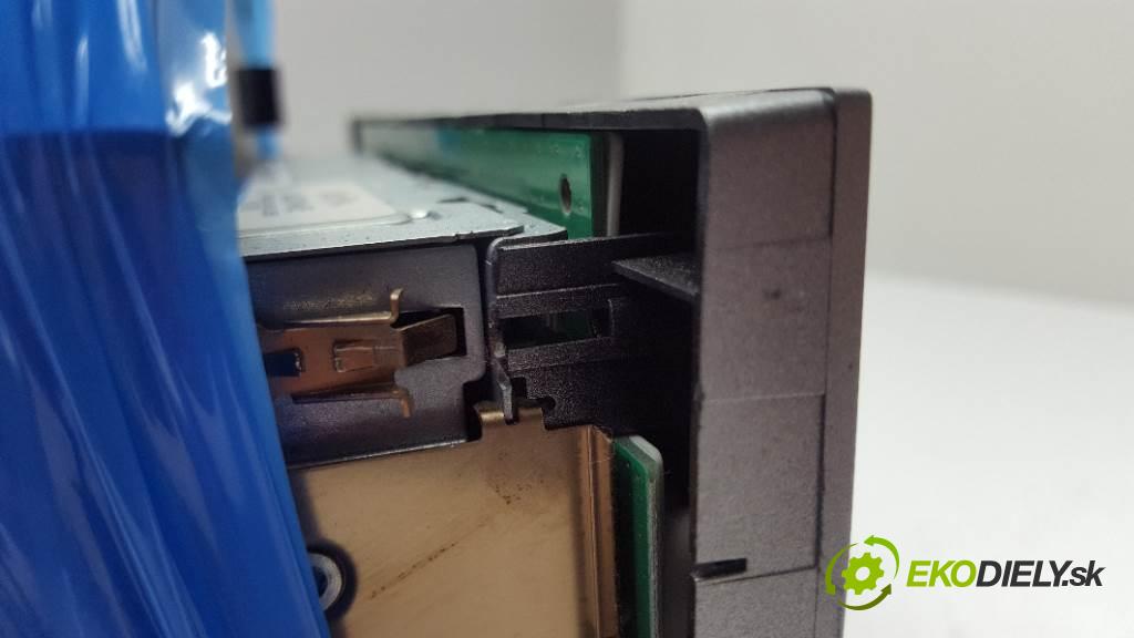 OPEL ZAFIRA  2007 110kW     1910 RADIO 13188466/13111163 (Audio zariadenia)