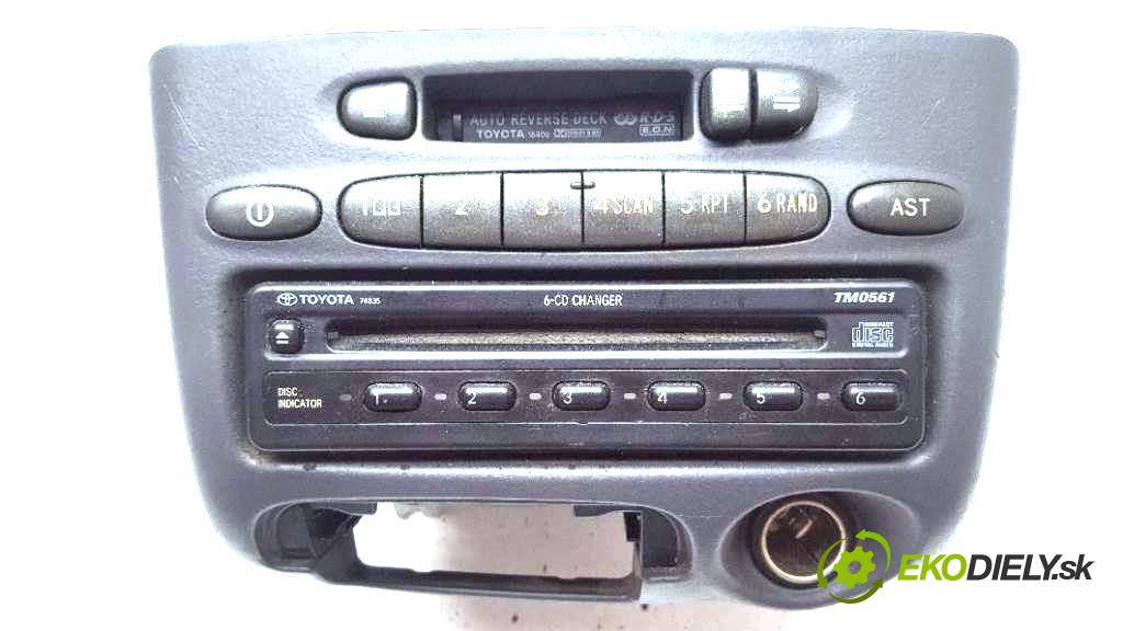 TOYOTA YARIS  2001 50kW    998 RADIO 86120-52021 (Audio zariadenia)