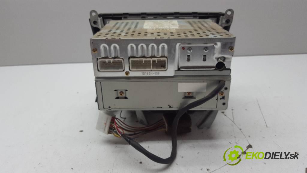 TOYOTA YARIS  2001 50kW    998 RADIO 86120-52021 (Audio zariadenia)
