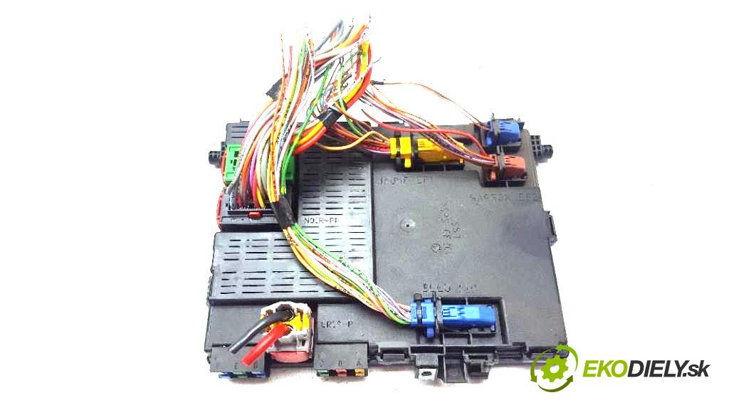 CITROEN XSARA I 2001 80kW I 1587 modul BSI 9645872980 (Pojistkové skříňky)