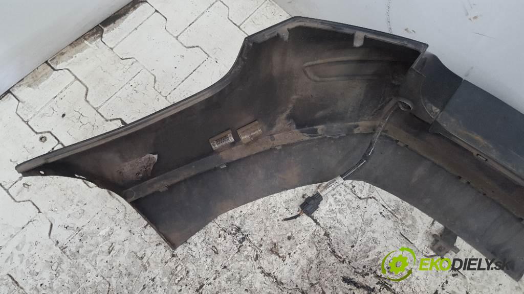 VOLVO V 50        nárazník zadní část