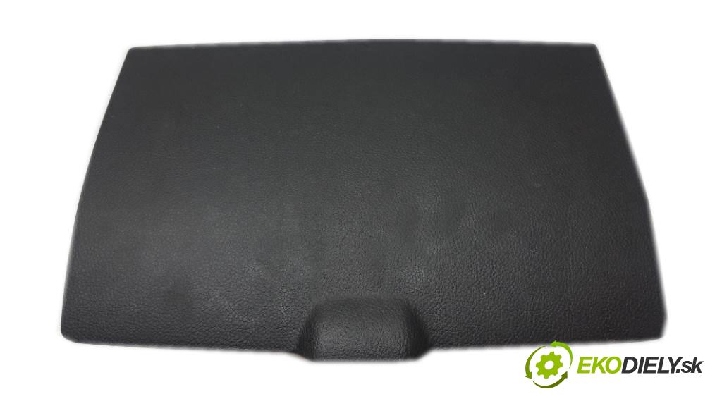 NISSAN X-TRAIL  2011 127kW    1995 Priehradka, kastlík prístrojovky 