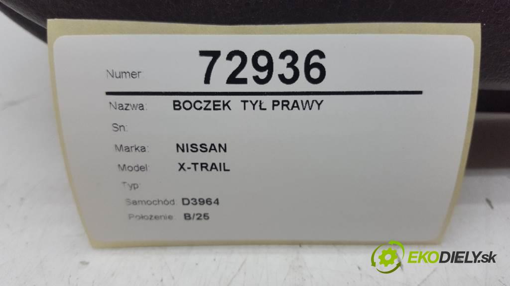 NISSAN X-TRAIL  2011 127kW    1995 čalúnenie zad pravy