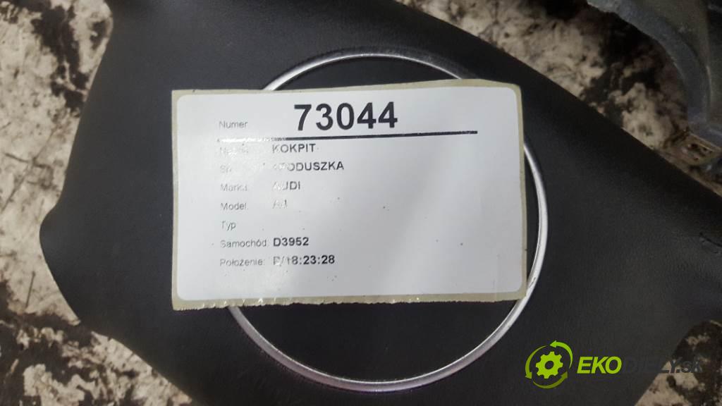 AUDI A4  2002 74kW   B 1896 Palubná doska +PODUSZKA (Palubné dosky)