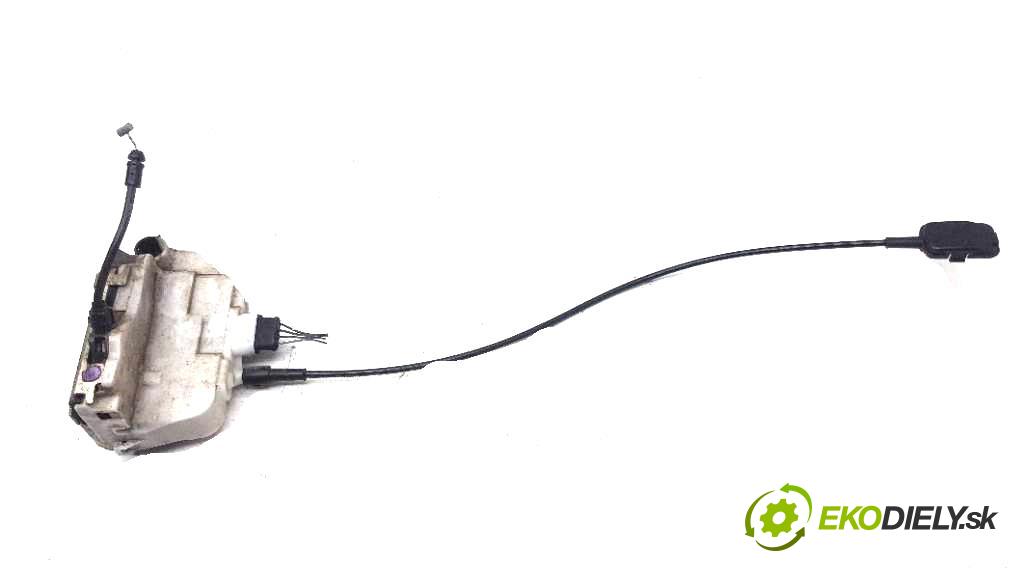 RENAULT MEGANE  2002 88kW    1870 zámok přední část pravý 4PIN