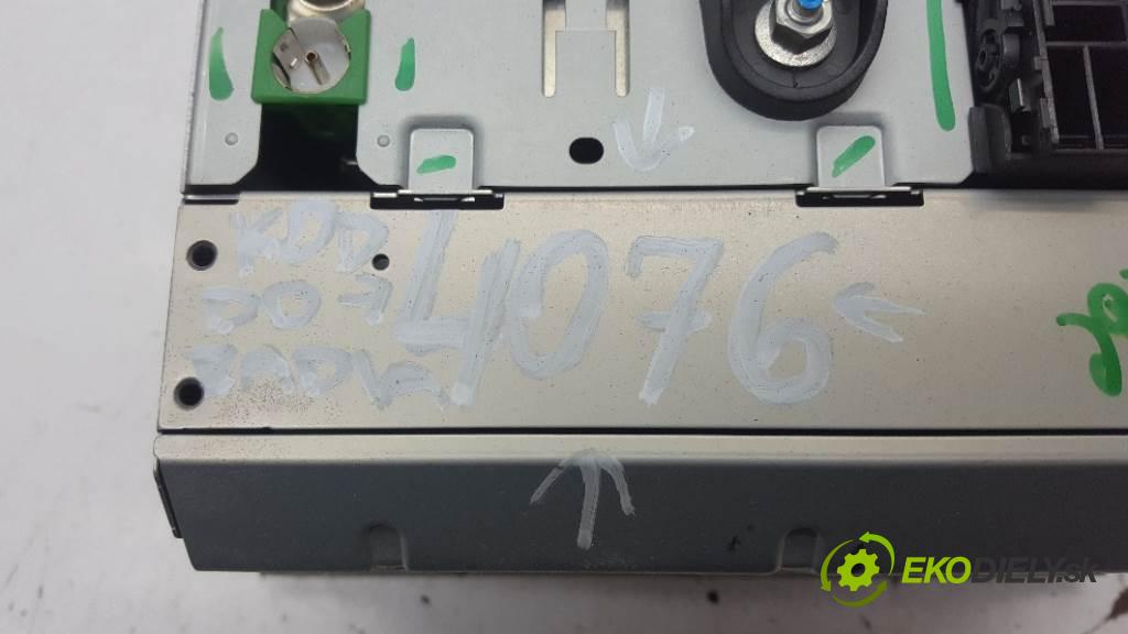 FORD MONDEO MK3  2006 96kW    1998 RADIO VP7S7F-18C821-EA (Audio zariadenia)