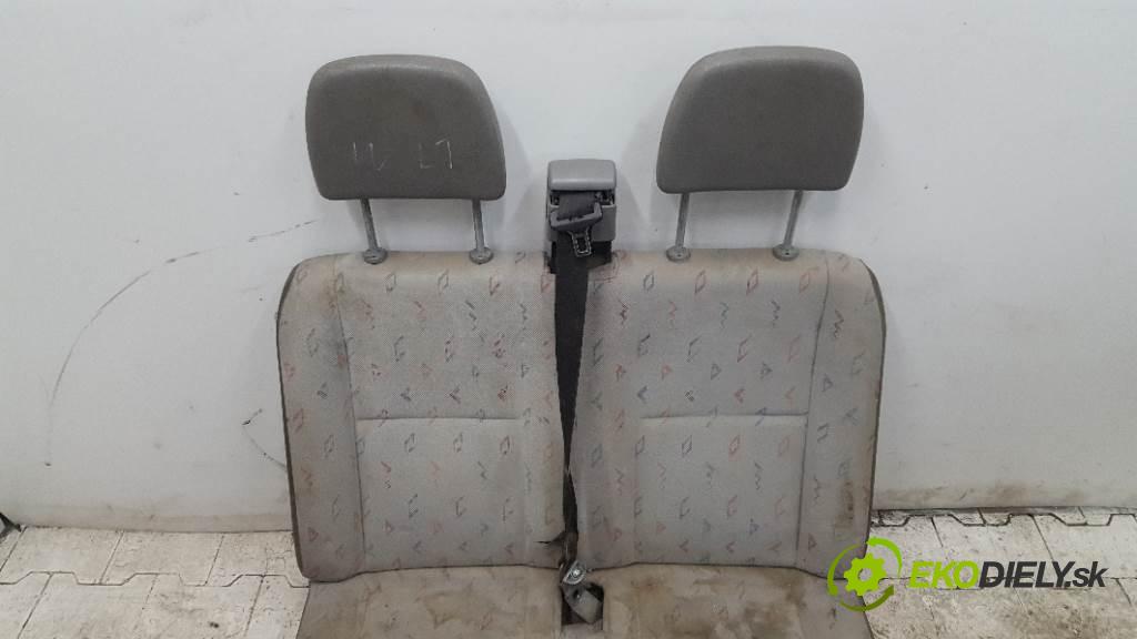 VOLKSWAGEN LT  1997 75kW   2461 Sedadlo zad  (Sedačky, sedadlá)