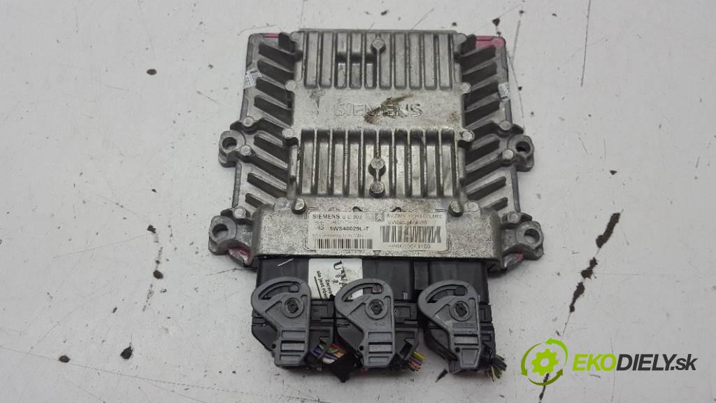 PEUGEOT 206 SW  2003 66kW   1997 riadiaca jednotka Motor 5WS40029L-T (Riadiace jednotky)
