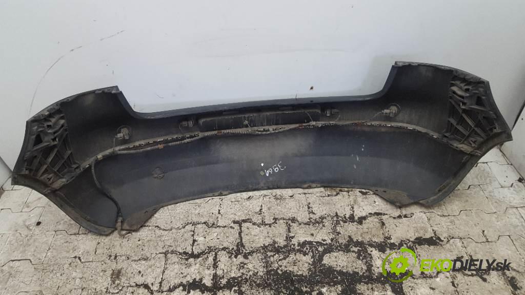 VOLKSWAGEN GOLF V  2007 59 kW    1398 nárazník zadní část L041