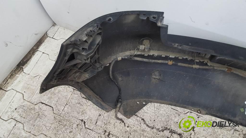 VOLKSWAGEN GOLF V  2007 59 kW    1398 nárazník zadní část L041