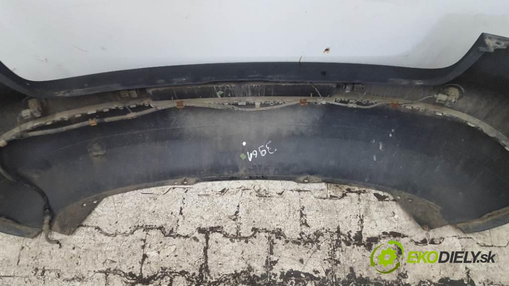 VOLKSWAGEN GOLF V  2007 59 kW    1398 nárazník zadní část L041
