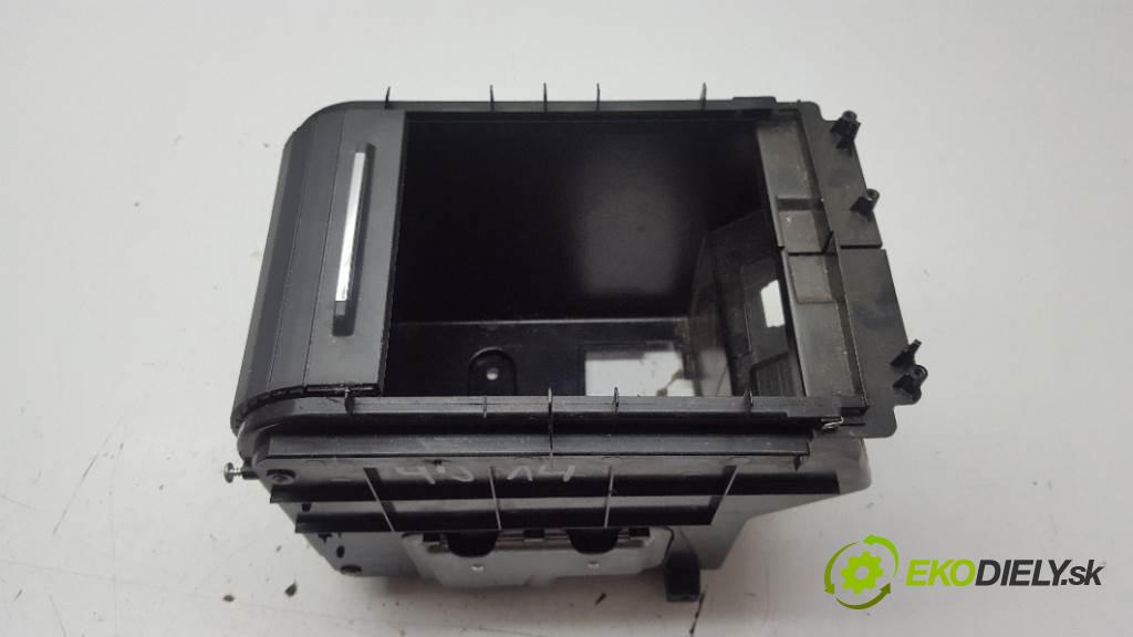 HONDA CR-V  2008 110 kW III 1997 Priehradka, kastlík prístrojovky 83411-SWA-J010