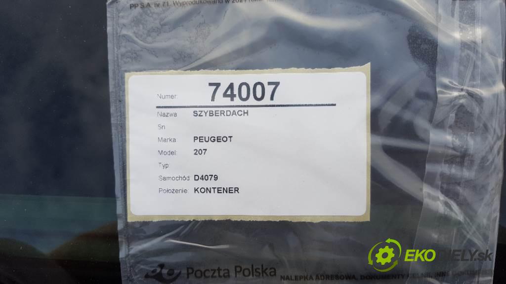 PEUGEOT 207  2008 70kW    1397 střešní okno  (Okna karoserie)