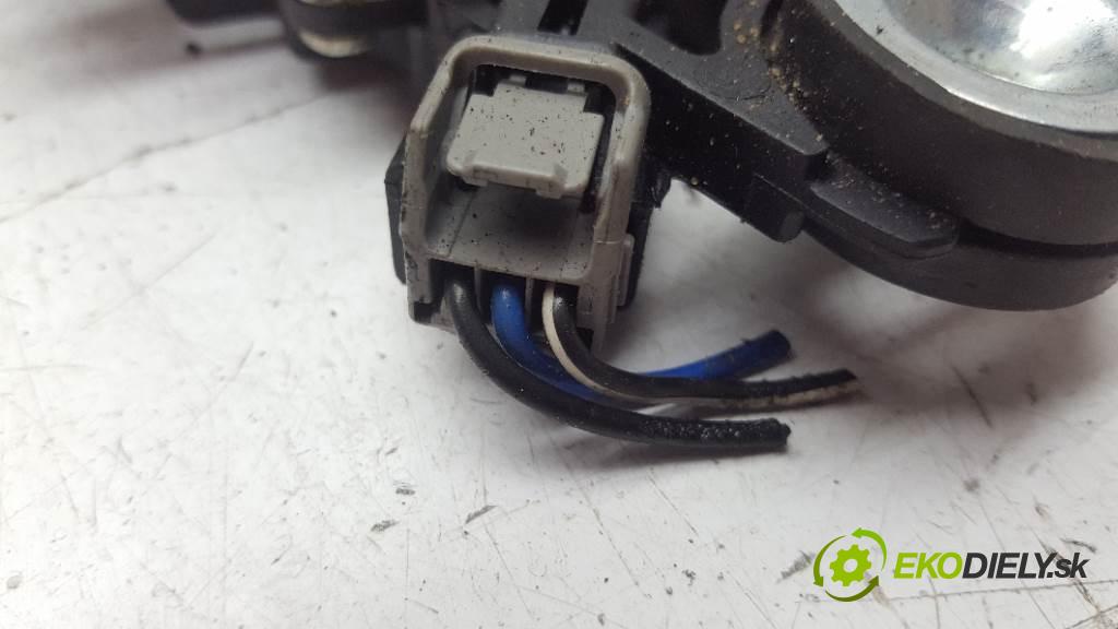 FORD MONDEO MK4  2007 103kW    1997 motorek stěračů zadní část 0390201839