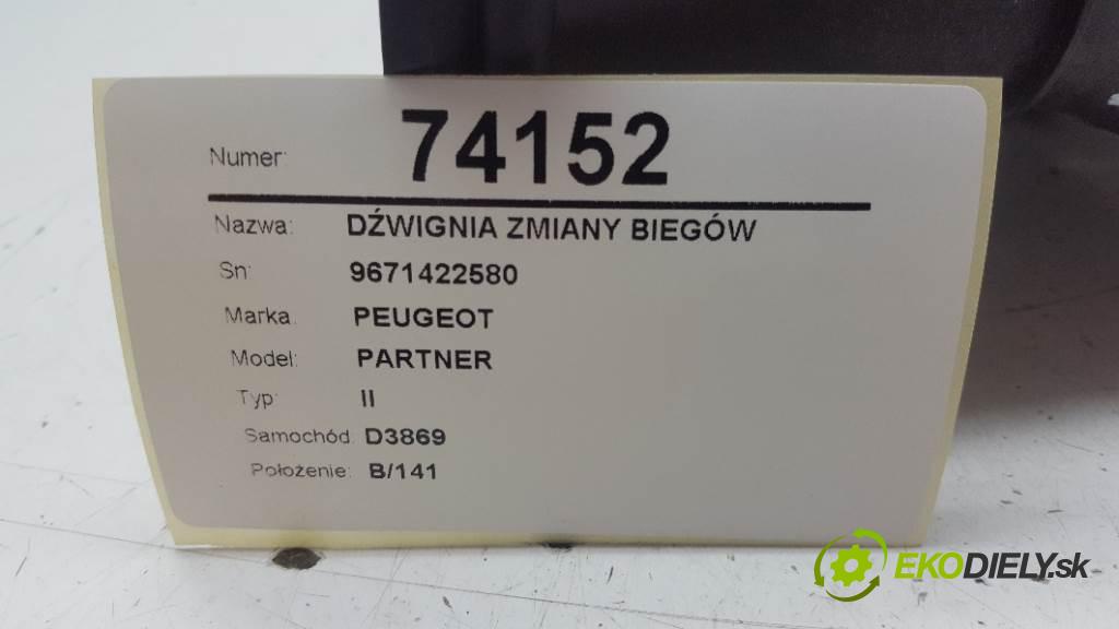 PEUGEOT PARTNER II 2015 66kW II 1560 Kulisa 9671422580 (Rýchlostné páky / kulisy)
